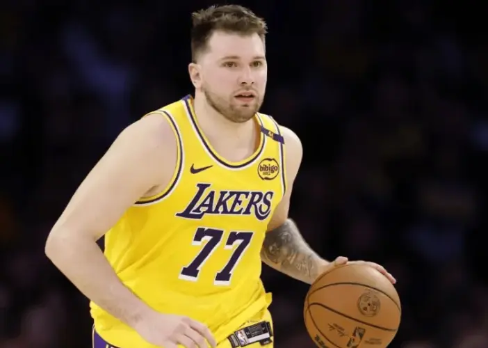 其实, 期化对球队, div