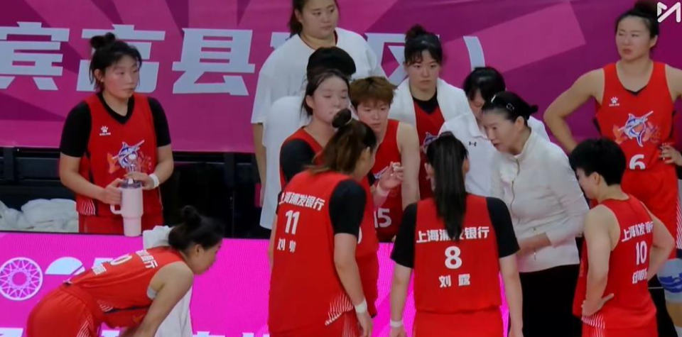 全队四名球 全队四名球